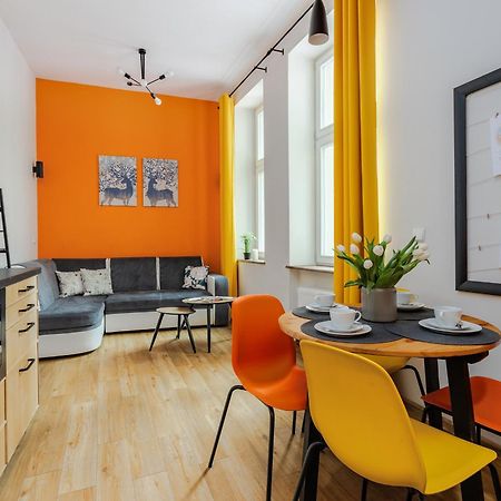 Apartament Fair Targi Dworzec Poznan Gasiorowskich エクステリア 写真