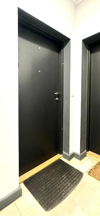 Apartament Fair Targi Dworzec Poznan Gasiorowskich エクステリア 写真